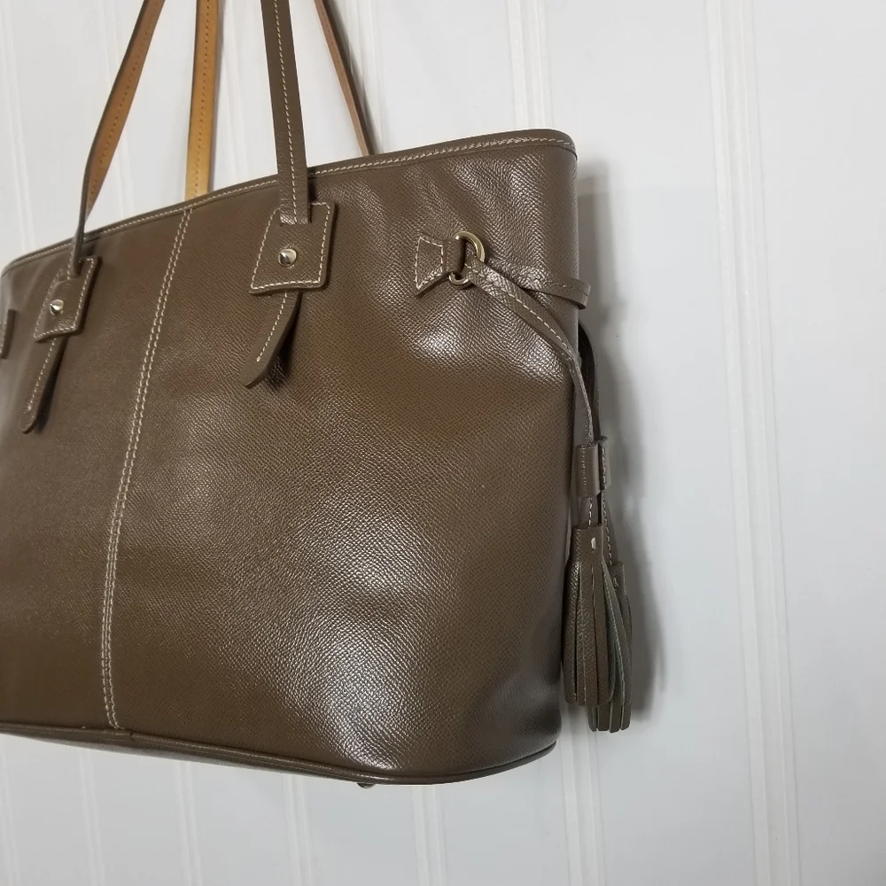Dooney & Bourke Tote OS Davis Pebble Grain Leather Tassel Shopper Purse Brown Lg